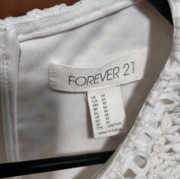 Textured White Crop Top - Picture 3 of 3